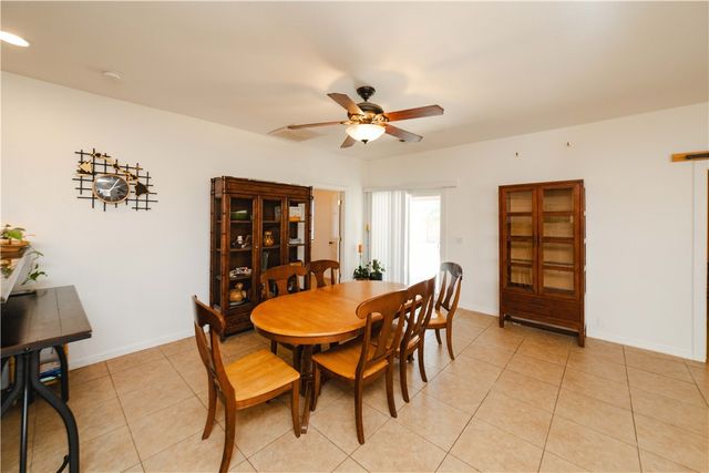 3904 N Egar Road, Golden Valley, AZ 86413