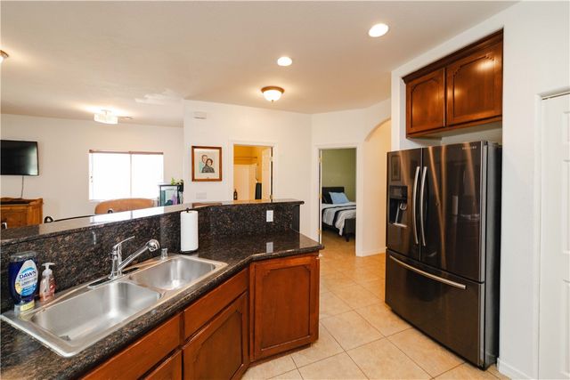 3904 N Egar Road, Golden Valley, AZ 86413