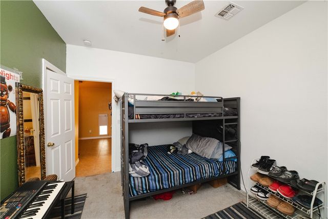 3904 N Egar Road, Golden Valley, AZ 86413