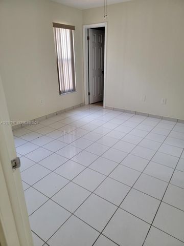 6235 SW 135th Ave, Miami, FL 33183