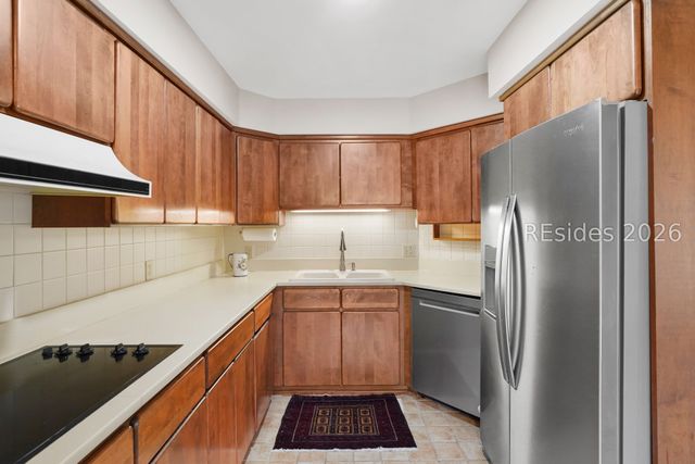 180 White Oaks Cir, Bluffton, SC 29910