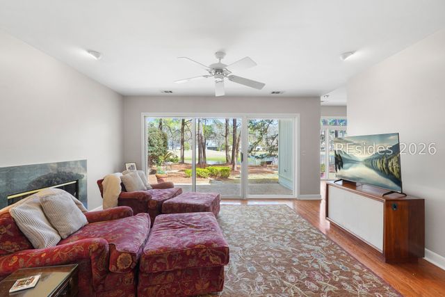 180 White Oaks Cir, Bluffton, SC 29910