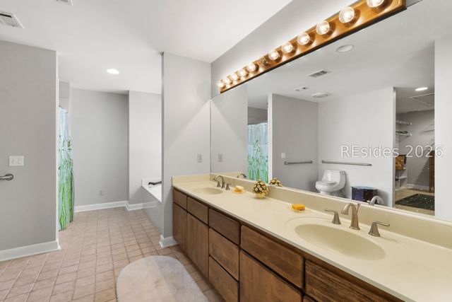 180 White Oaks Cir, Bluffton, SC 29910