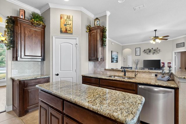 6836 Katie Corral Drive, Fort Worth, TX 76126
