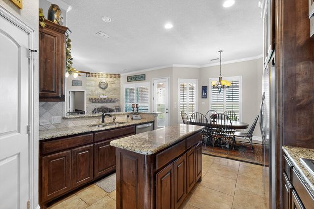 6836 Katie Corral Drive, Fort Worth, TX 76126