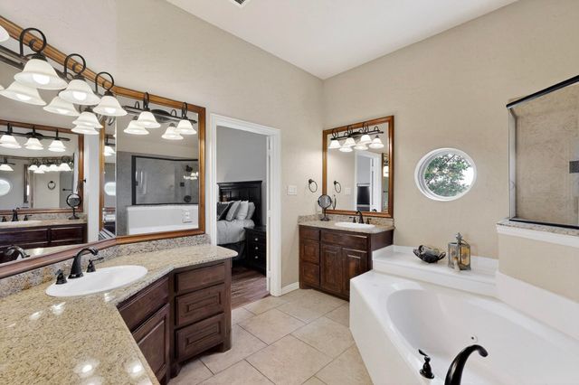 6836 Katie Corral Drive, Fort Worth, TX 76126