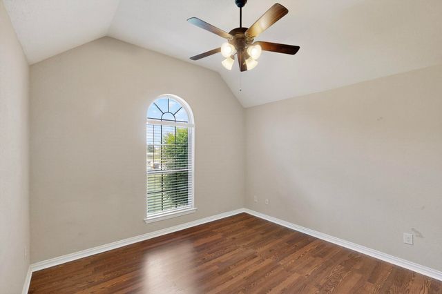 6836 Katie Corral Drive, Fort Worth, TX 76126
