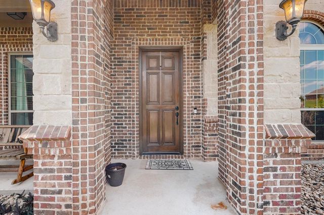 6836 Katie Corral Drive, Fort Worth, TX 76126