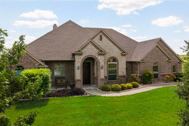 6836 Katie Corral Drive, Fort Worth, TX 76126