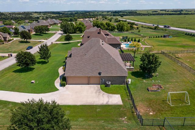 6836 Katie Corral Drive, Fort Worth, TX 76126