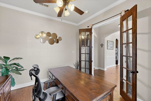 6836 Katie Corral Drive, Fort Worth, TX 76126