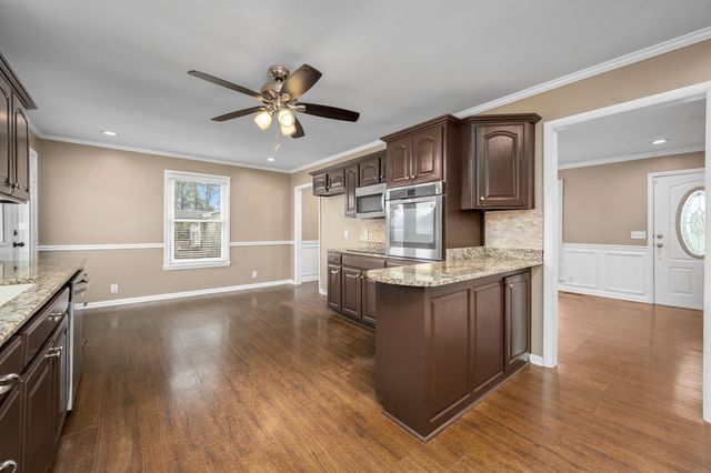 6580 Burkitt Rd, Antioch, TN 37013