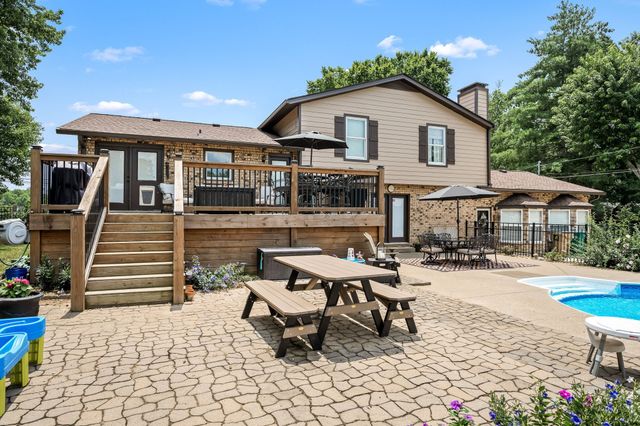6580 Burkitt Rd, Antioch, TN 37013