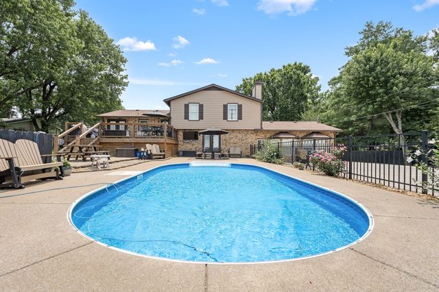 6580 Burkitt Rd, Antioch, TN 37013