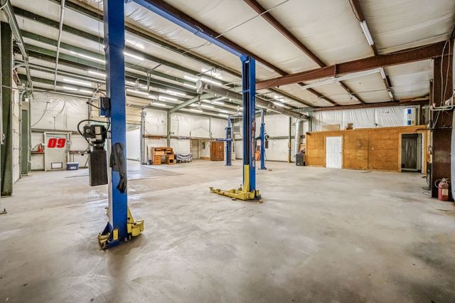 6580 Burkitt Rd, Antioch, TN 37013