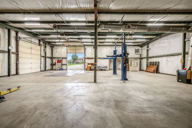 6580 Burkitt Rd, Antioch, TN 37013