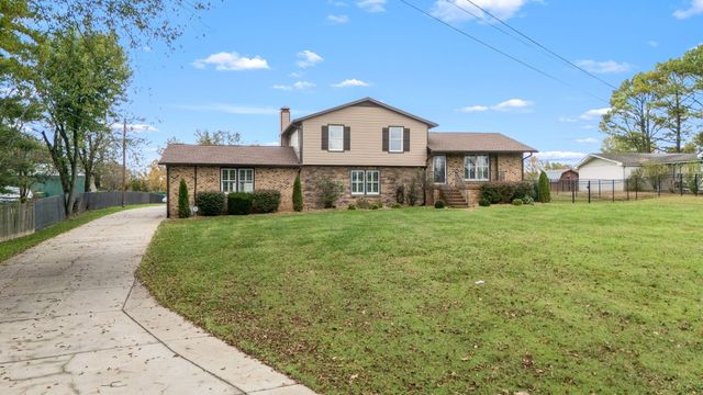 6580 Burkitt Rd, Antioch, TN 37013