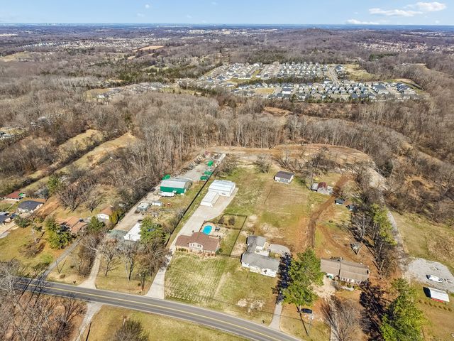 6580 Burkitt Rd, Antioch, TN 37013