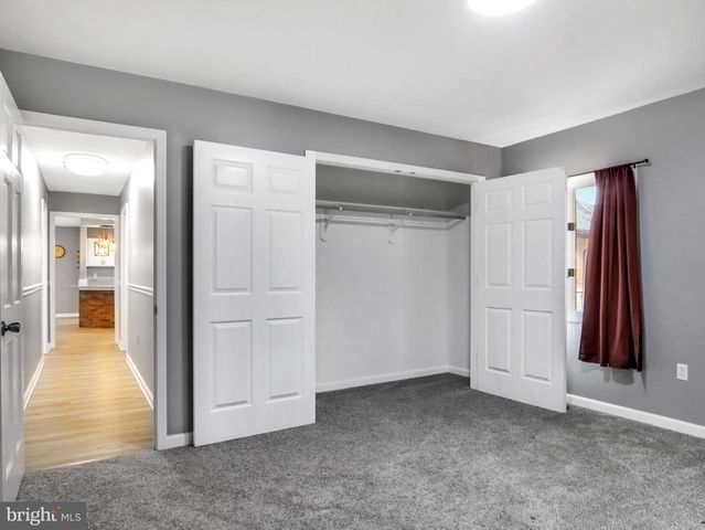 9 SCHOOLHOUSE WAY, Hedgesville, WV 25427