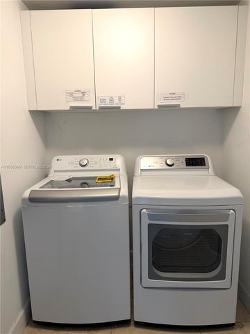 3301 NE 183rd St 801, Aventura, FL 33160