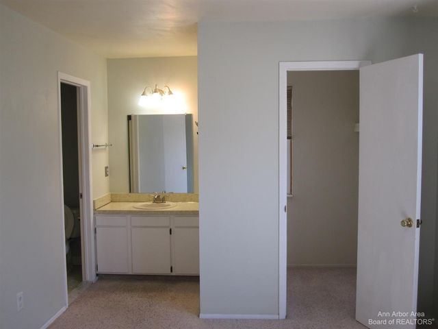 3238 Alpine Drive, Ann Arbor, MI 48108