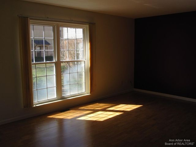 3238 Alpine Drive, Ann Arbor, MI 48108