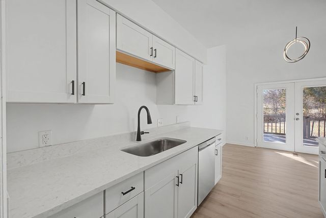 521 New Castle Ln, Hermitage, TN 37076