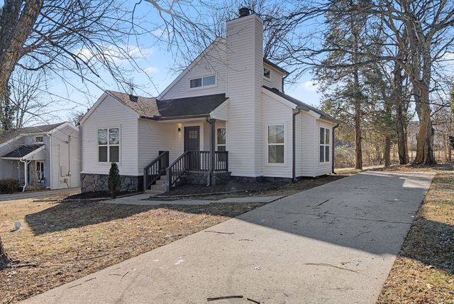 521 New Castle Ln, Hermitage, TN 37076