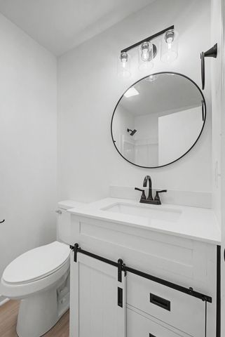 521 New Castle Ln, Hermitage, TN 37076