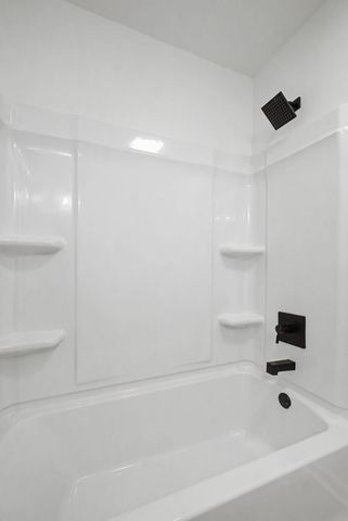 521 New Castle Ln, Hermitage, TN 37076