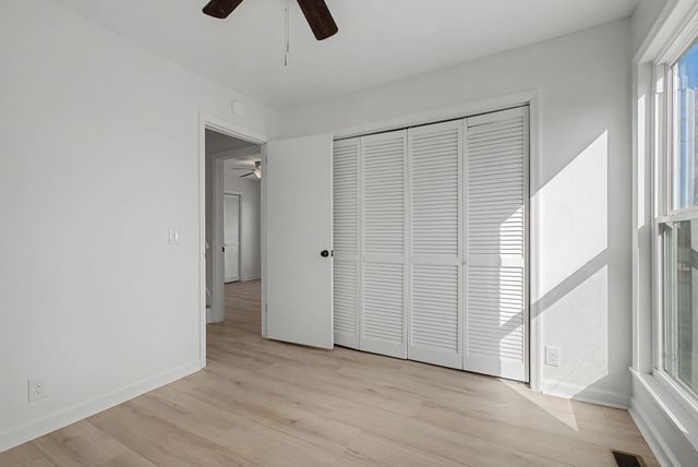 521 New Castle Ln, Hermitage, TN 37076