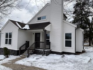 521 New Castle Ln, Hermitage, TN 37076