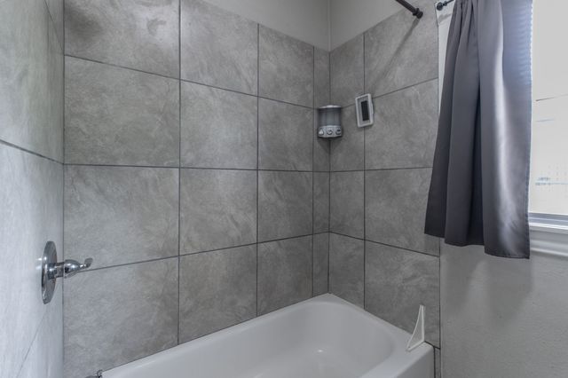 2714 26th Street, Fort Worth, TX 76106