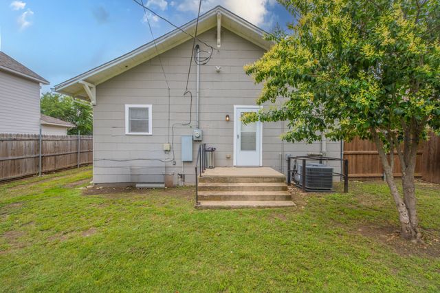2714 26th Street, Fort Worth, TX 76106