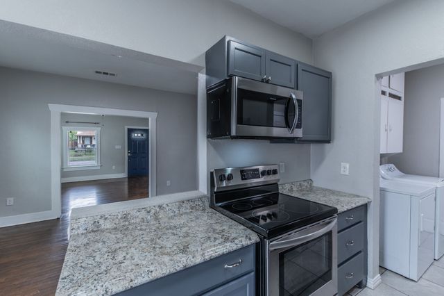 2714 26th Street, Fort Worth, TX 76106