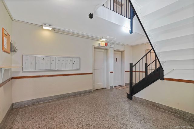 330 S Broadway D11, Tarrytown, NY 10591