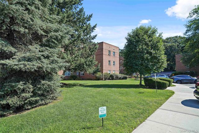 330 S Broadway D11, Tarrytown, NY 10591