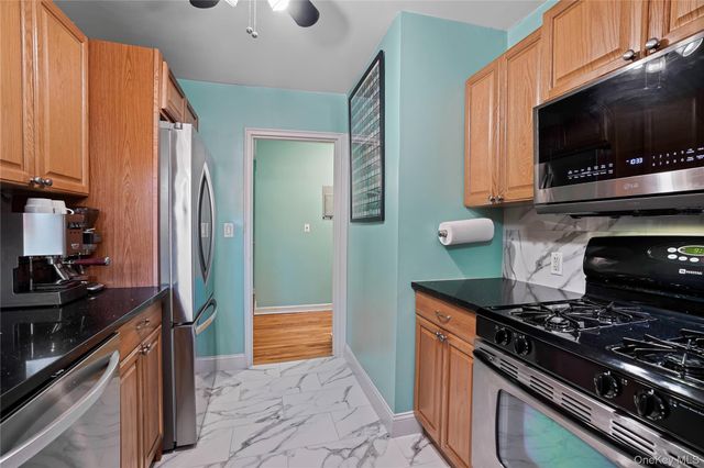 330 S Broadway D11, Tarrytown, NY 10591