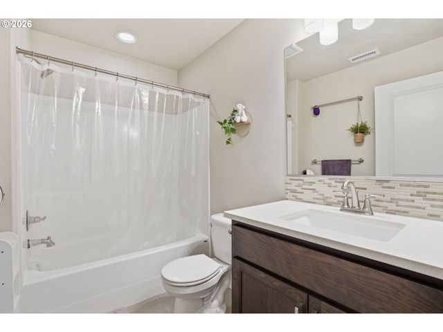 13906 Ne 52ND Ave, Vancouver, WA 98686