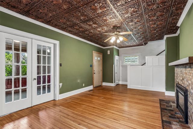 3011 High Street, Des Moines, IA 50312