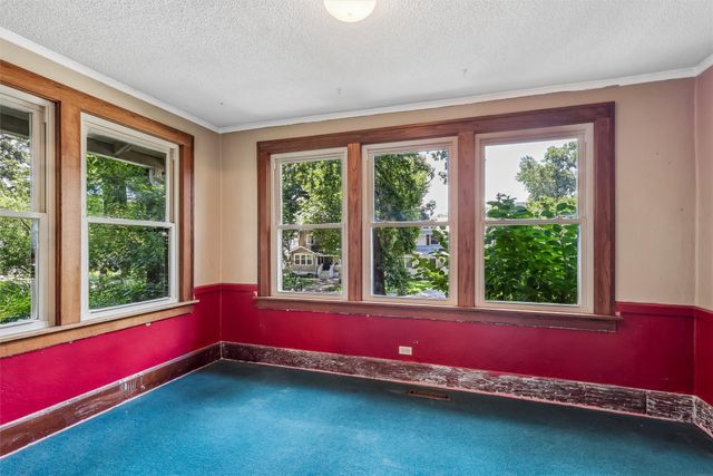 3011 High Street, Des Moines, IA 50312