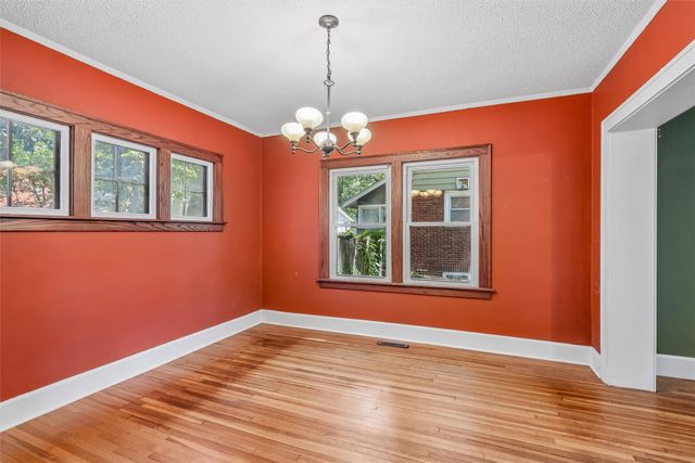 3011 High Street, Des Moines, IA 50312