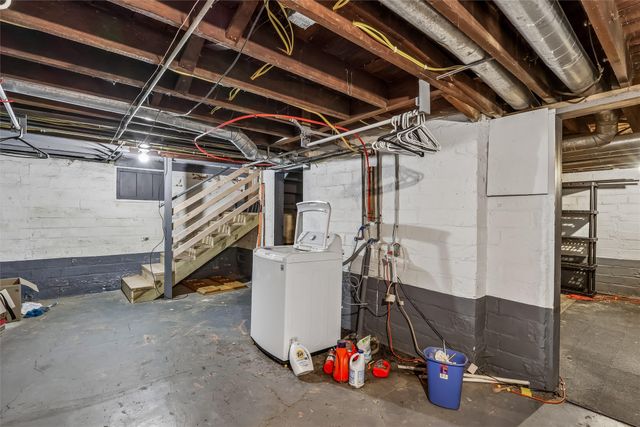 3011 High Street, Des Moines, IA 50312