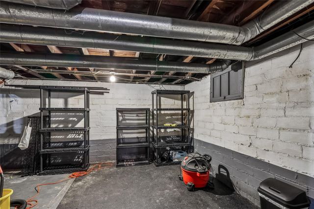 3011 High Street, Des Moines, IA 50312