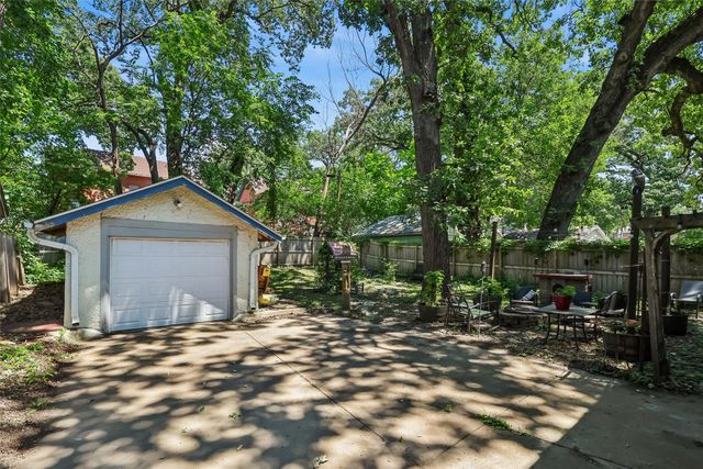 3011 High Street, Des Moines, IA 50312