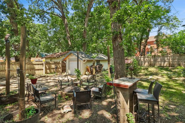 3011 High Street, Des Moines, IA 50312