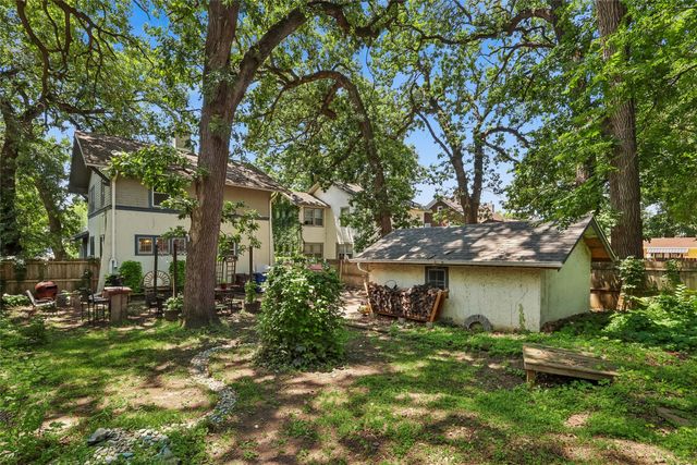 3011 High Street, Des Moines, IA 50312