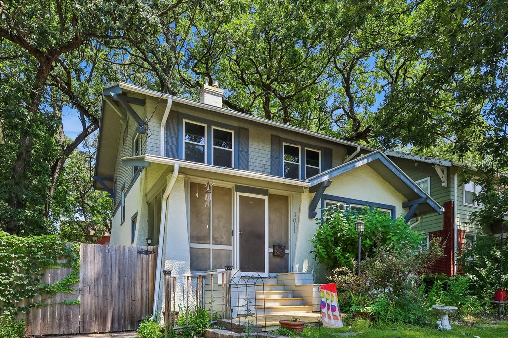3011 High Street, Des Moines, IA 50312