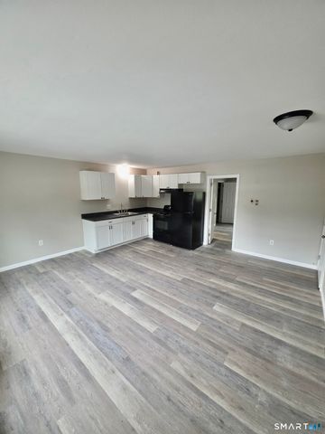 9 Peggy Lane, East Lyme, CT 06333