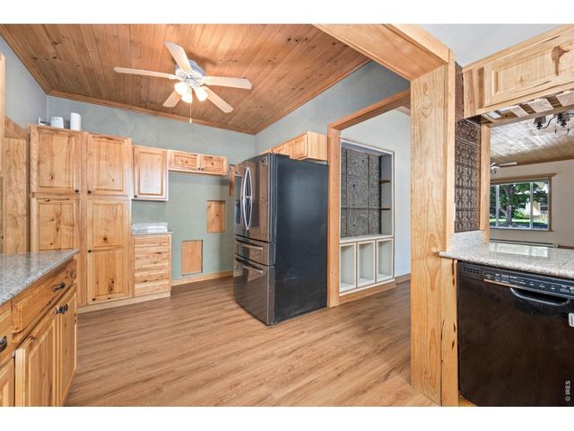 448 W 4th St, Loveland, CO 80537